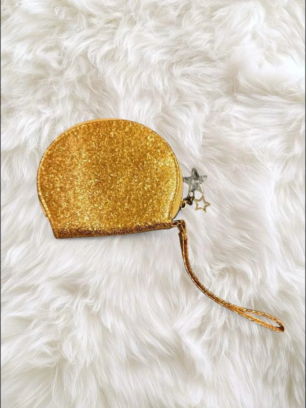 Y2K Gold Wristlet with Star Charm